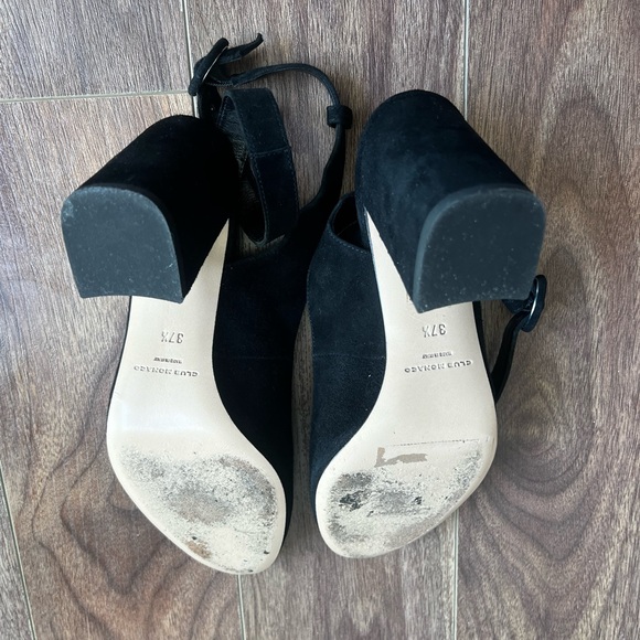 Club Monaco Suede Pumps - Picture 7 of 7